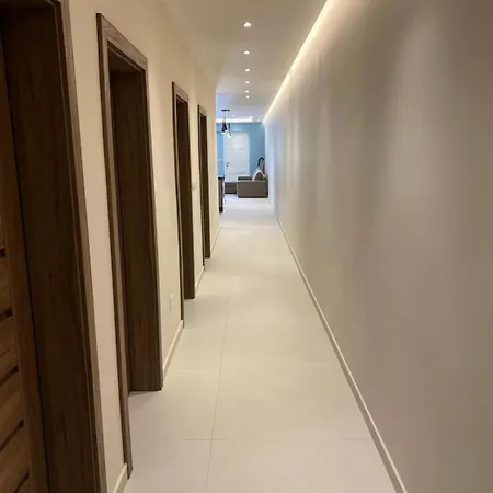 Modern 3-bedroom Near Promenade & Valletta Ferry By Malta Weekend Apartment