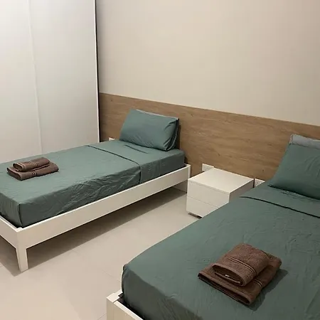 Modern 3-bedroom Near Promenade & Valletta Ferry By Malta Weekend グジラ